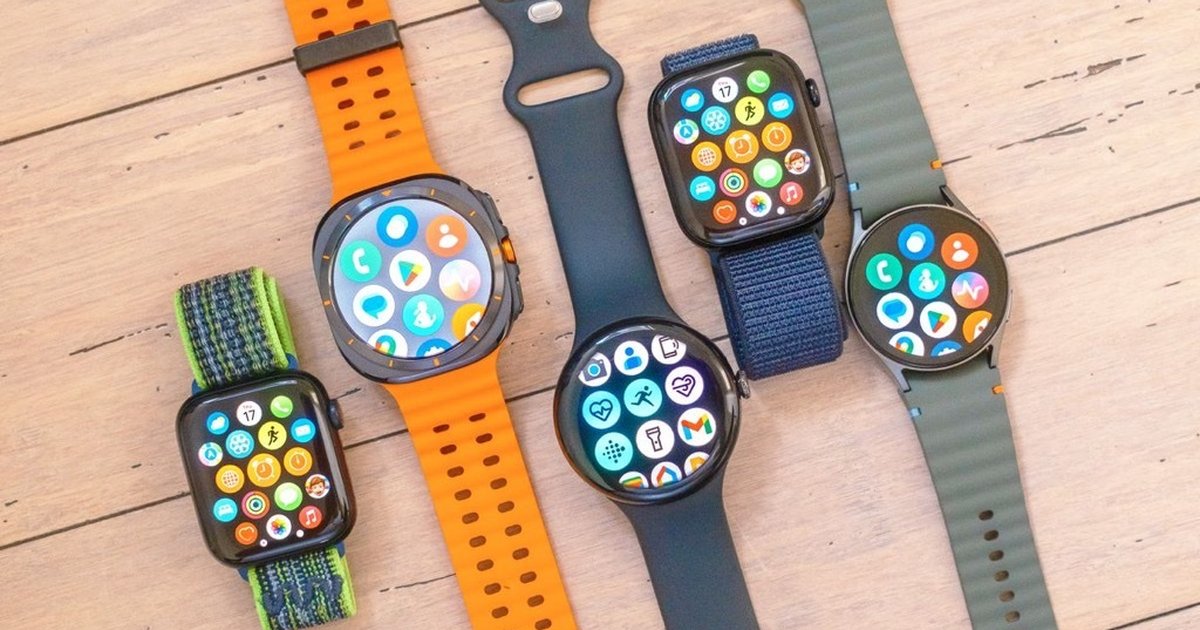 Why a Smart Watch Should Be Your Child's First Device